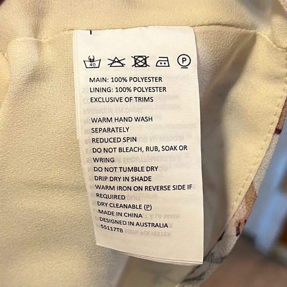 Revolve/Bardot floral long sleeve ruffled blouse - Picture 13 of 14